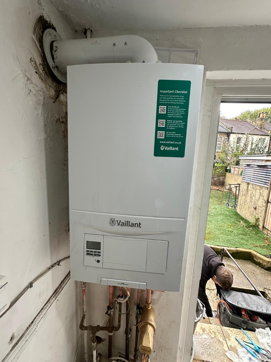 Heating Engineer: Image 4